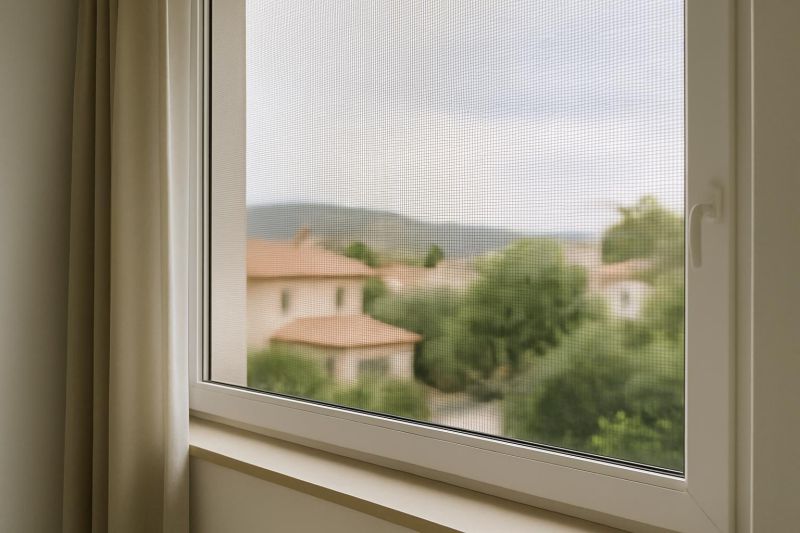 vista desde ventana con mosquitera que reduce visibilidad